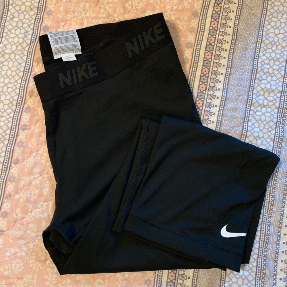 Nike workout Capri